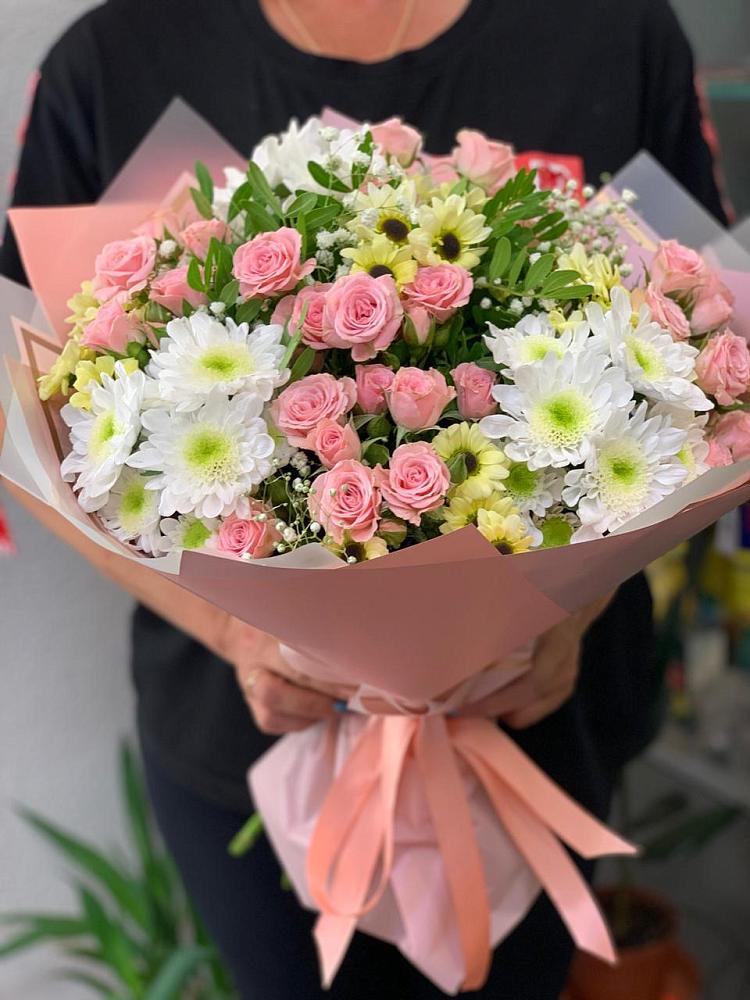Букет цветов из: Розы и Хризантемы в Воткинске