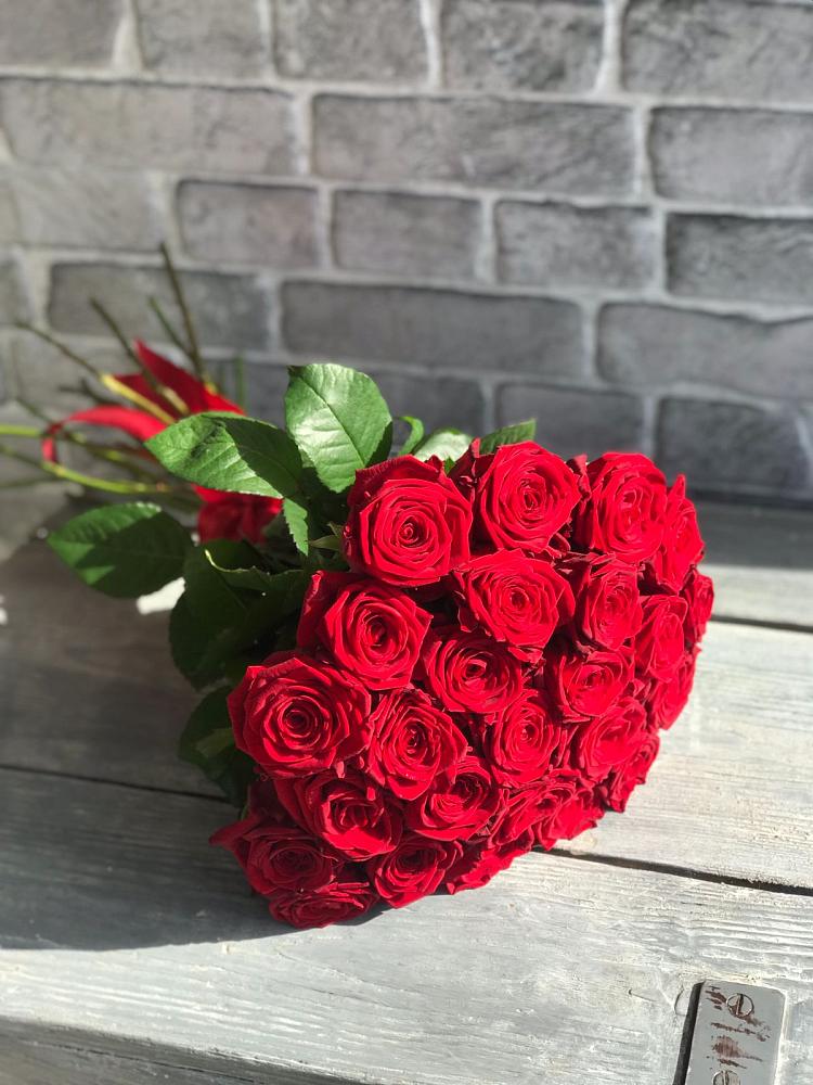 Букет Красные розы Фридом в Воткинске