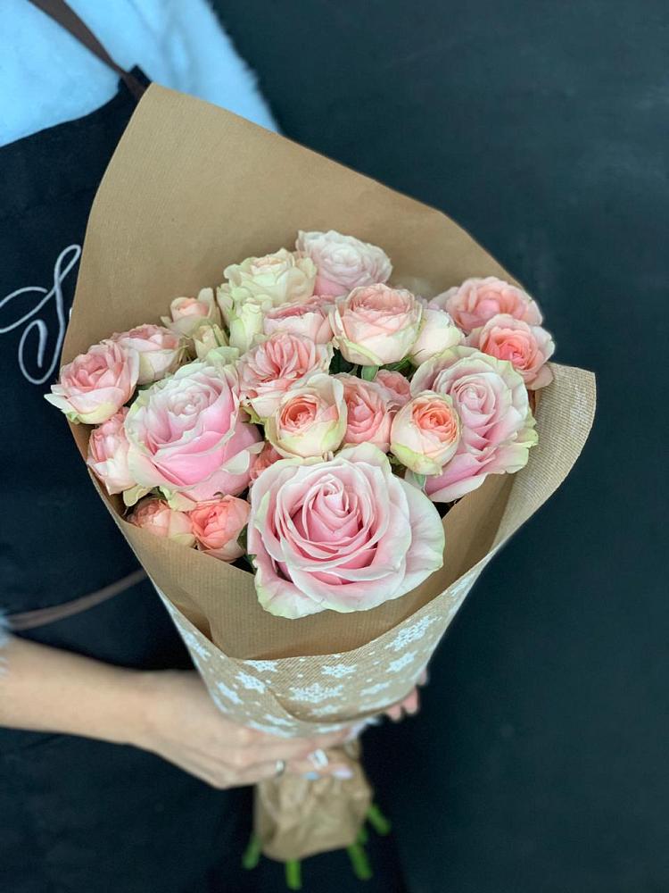 Букет цветов из: Хризантемы и Розы в Воткинске