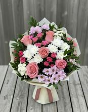 Букет цветов из:  Альстромерии, Гвоздики, Розы и Хризантемы в Воткинске