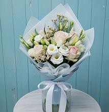 Букет цветов из:  Розы и Лизиантусы в Воткинске