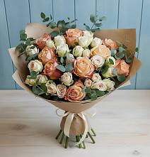 Букет цветов из:  Альстромерии и Розы #REPLACE_PRED# Воткинске